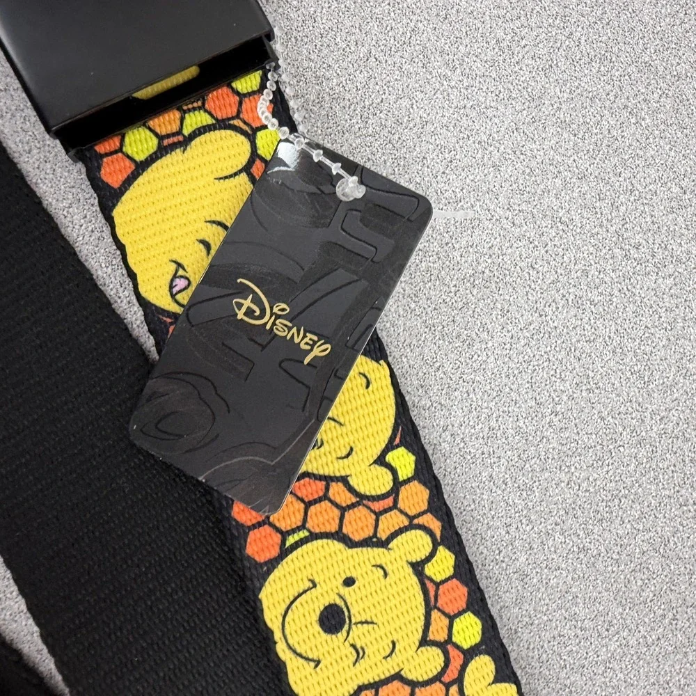 Disney Belt Mens One Size Yellow Winnie the Pooh Honeycomb Webbing Adjustable